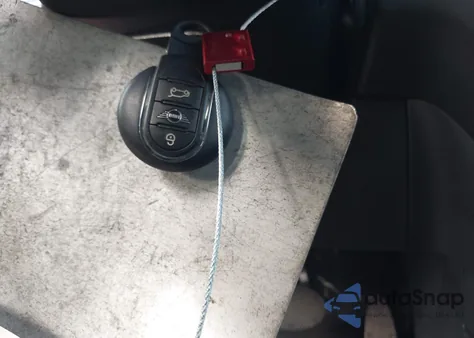 2020 Mini Countryman Cooper из США, поврежденный, VIN WMZYW3C02L3L21751